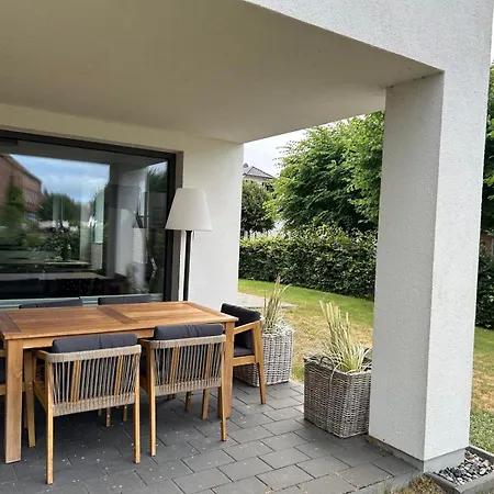 Reusenhaus Nord Ferienhaus Breege