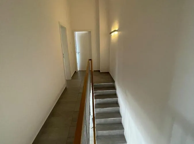 Reusenhaus Nord * Breege
